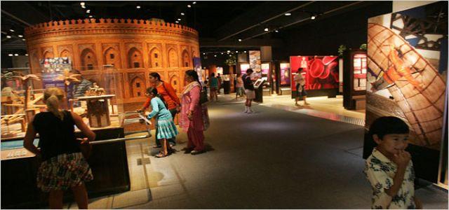 Qatar unveils Islamic arts museum