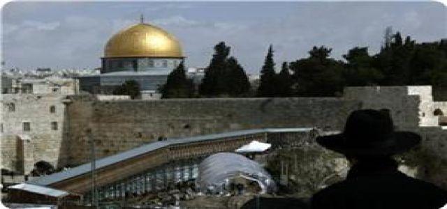 Muslims, Christians in Jerusalem united against the Israeli excavations