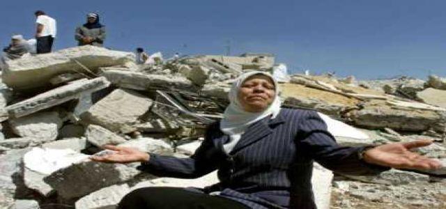 Israeli army raids villages in Negev, demolishes dozens of homes