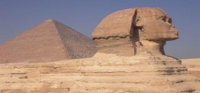 Egypt: tourism drops slightly in 2009