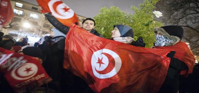 Tunisian Dictator Ben Ali dismisses government as riots mount