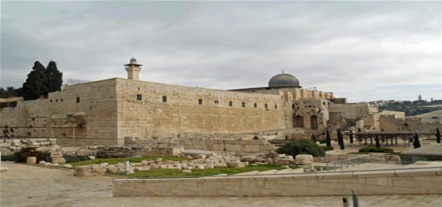 Occupation bans renovation of a school which is considered part of the Aqsa