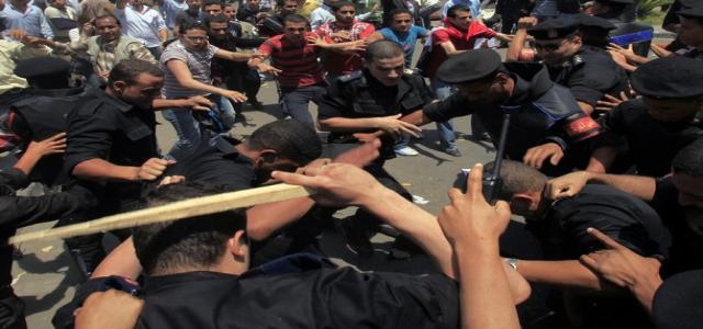 Amnesty Calls on Egyptian Authorities to Release Political Detainees