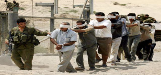 Ministry of prisoners condemns physical assault on two Palestinian detainees